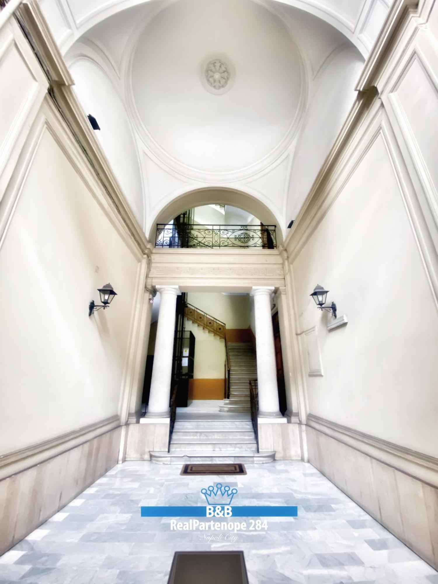 Realpartenope B&B 284 Napoli Bagian luar foto