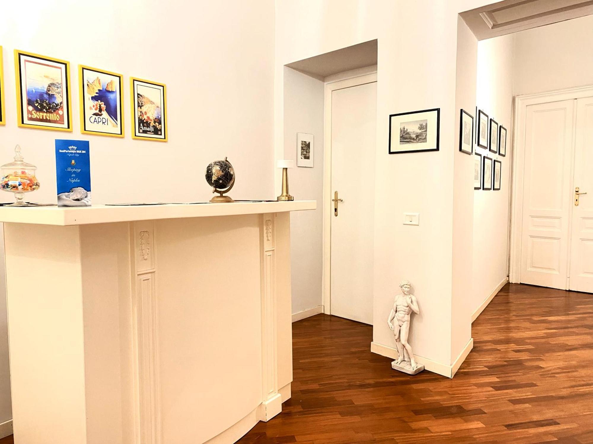 Realpartenope B&B 284 Napoli Bagian luar foto